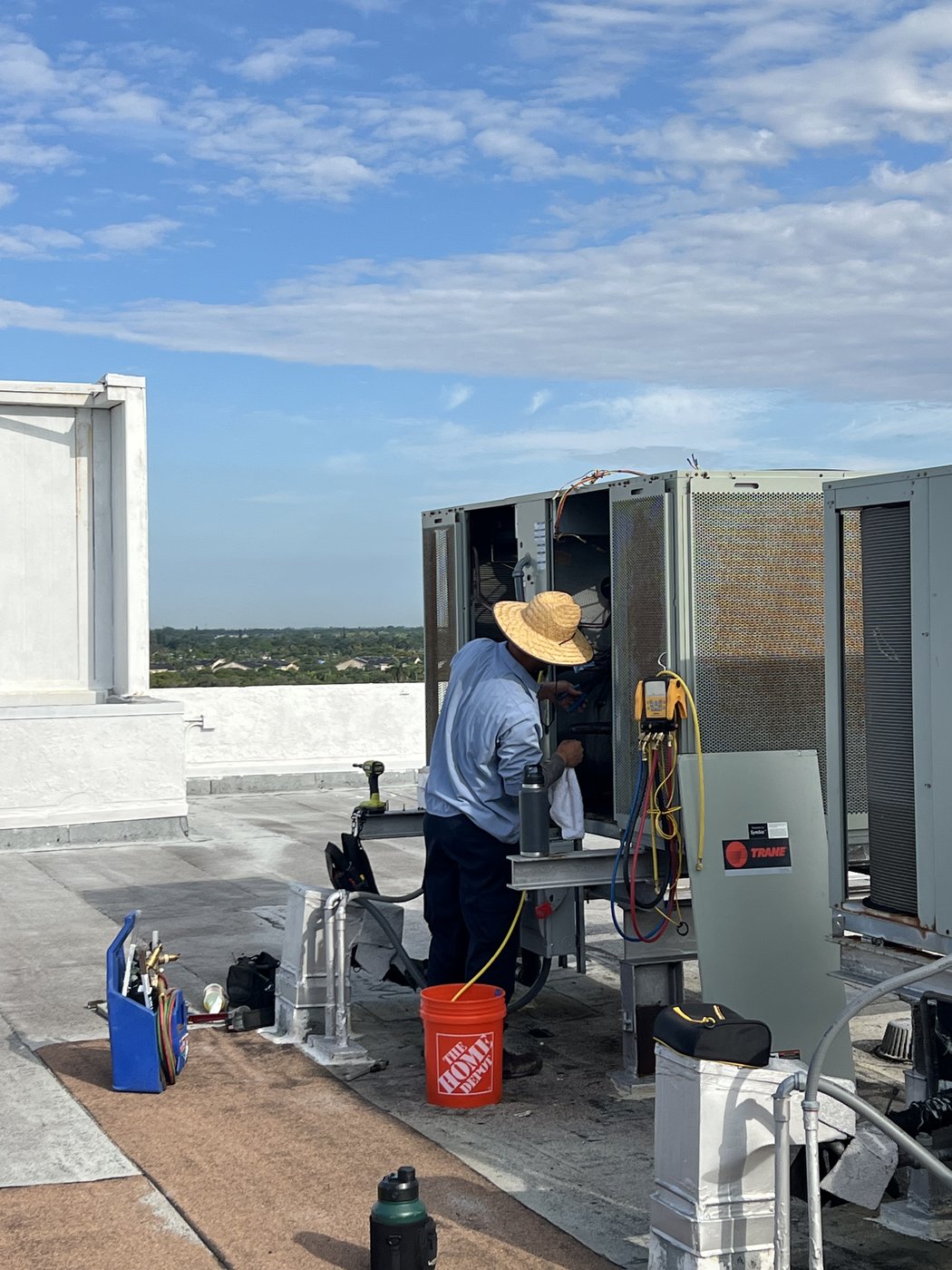 Rooftop Unit Cleaning